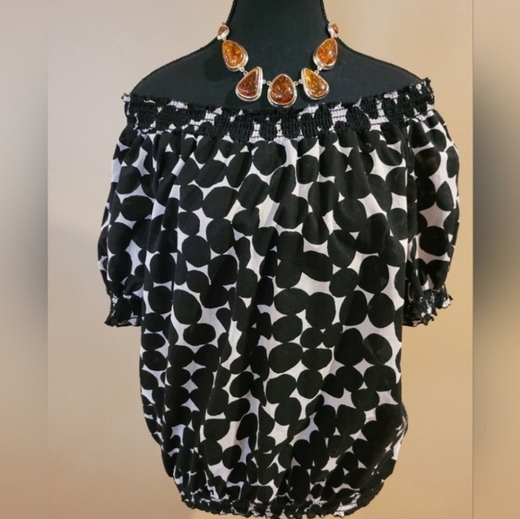 AHUVA COLLECTION Off The Shoulder Short Sleeve Blouse, Size Large - Picture 2 of 10